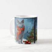 雪のロシアのクリスマスに青い猫 コーヒーマグカップ (正面左)