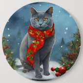 雪のロシアのクリスマスに青い猫 缶バッジ (正面)