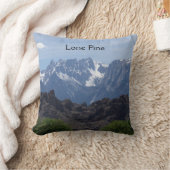 雪のローンパインの山のキャップ クッション (ブランケット)