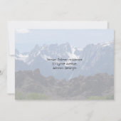 雪のローンパインの山のキャップ 招待状 (裏面)