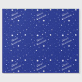 雪の上にブルーギフトラップを飾るメリークリスマス ラッピングペーパー (フラット)