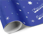 雪の上にブルーギフトラップを飾るメリークリスマス ラッピングペーパー (ロールコーナー)