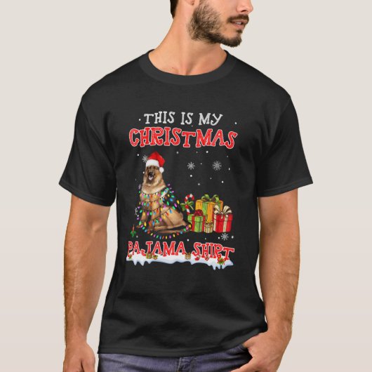 雪の上に可愛いドイツの羊飼い – クリスマスパジャマ Tシャツ (正面)