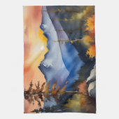 雪の上に日の出の水の色は山を覆った キッチンタオル (縦)