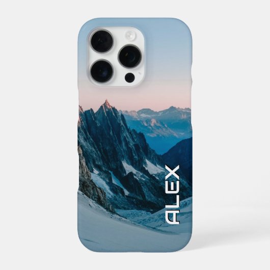 雪の上に覆われた山 iPhoneケース (裏面)