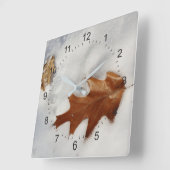 雪の上のオークの葉 スクエア壁時計 (傾斜)