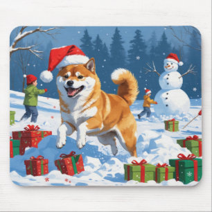 雪の上のクリスマス帽を被った柴犬 マウスパッド