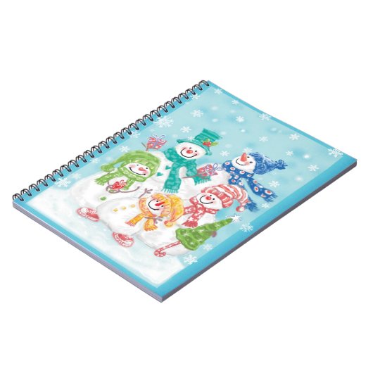 雪の上の愛らしいクリスマスの雪だるまファミリー ノートブック (左側)