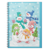 雪の上の愛らしいクリスマスの雪だるまファミリー ノートブック (正面)