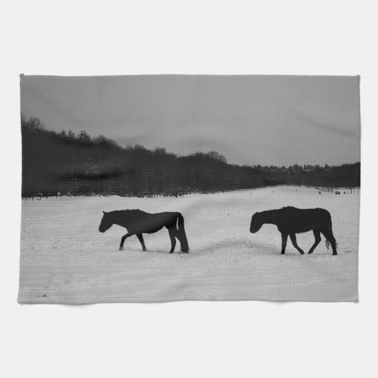 雪の上の馬の丘 キッチンタオル (横)