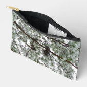 雪の下で松の木の冬の写真 アクセサリーポーチ (見開き)