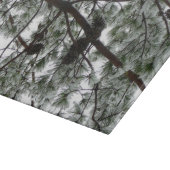 雪の下で松の木の冬の写真 カッティングボード (角)