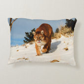 雪の丘の山ライオン アクセントクッション (裏面)