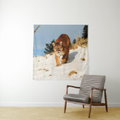 雪の丘の山ライオン タペストリー (インサイチュ)