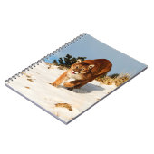 雪の丘の山ライオン ノートブック (左側)