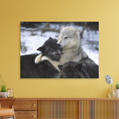 雪の中でアメリカ、モンタナ遊、オオカミ キャンバスプリント (インサイチュ (リビング))