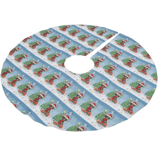 雪の中でクリスマスのプレゼントを贈るダシュント犬 ブラッシュドポリエステルツリースカート (アングル)