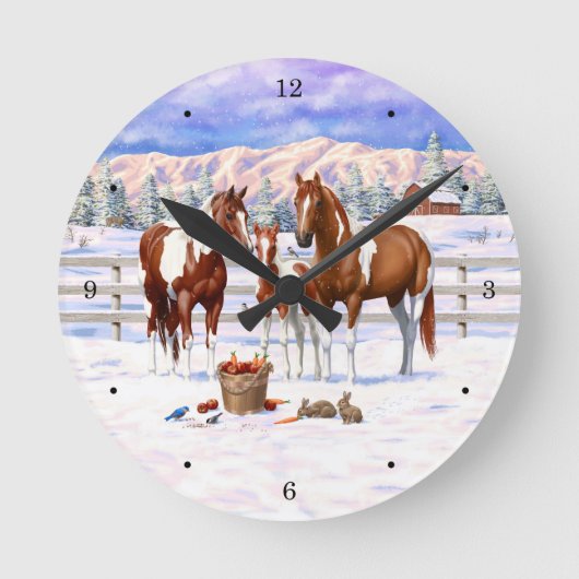 雪の中でクリ絵を描ット・ピント・ソレル・クォーターの馬 ラウンド壁時計 (正面)
