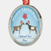 雪の中でナイジェリア矮乳乳製品ヤギのクリスマス メタルオーナメント (左)