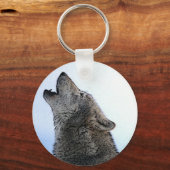 雪の中でハウリングオオカミ キーホルダー (正面)