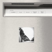 雪の中でハウリングオオカミ マグネット (インサイチュ (食洗機))