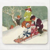雪の中で子どもそりヴィンテージクリスマス マウスパッド (正面)