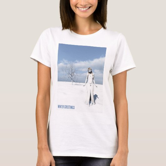 雪の中で歩く女性のエルフ。冬の挨拶。 Tシャツ (正面)