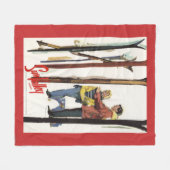 雪の中で立ち上がるスキー夫妻のポスター フリースブランケット (正面(横))