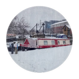 雪の中で運河ボート カッティングボード