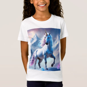 雪の中で魅了されたユニコーンファンタジー Tシャツ