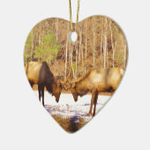 雪の中で2~2ブルエルク セラミックオーナメント (左)