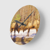 雪の中で2～2ブルエルク ラウンド壁時計 (傾斜)