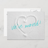 雪の中にハートを持つ冬の動描動はがき 案内ポストカード (正面/裏面)