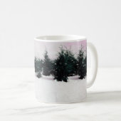 雪の中にヒバリのある冬の風景 コーヒーマグカップ (正面右)