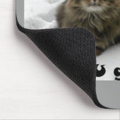 雪の中のいたずら好きのメイン・クーン マウスパッド (コーナー)