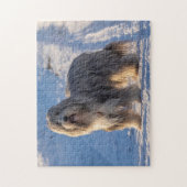 雪の中のアヒゲドコリー ジグソーパズル (縦)