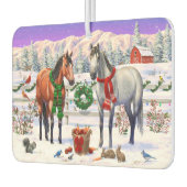 雪の中のクリスマスの馬 カーエアーフレッシュナー (左)