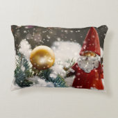 雪の中のクリスマスサンタ アクセントクッション (裏面)
