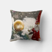 雪の中のクリスマスサンタ クッション (裏面)