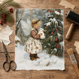 雪の中のクリスマスツリーのそばのヴィンテージの妖精とウサギ 薄葉紙