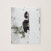 雪の中のグリズリー ジグソーパズル (縦)