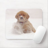 雪の中のゴールデンレトリバーの子犬 マウスパッド (マウス)