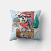 雪の中のシュナウザー犬 クリスマスの犬小屋 クッション (裏面)