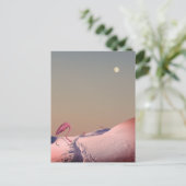 雪の中のシュレアルなフラミンゴ ポストカード (スタンド正面)