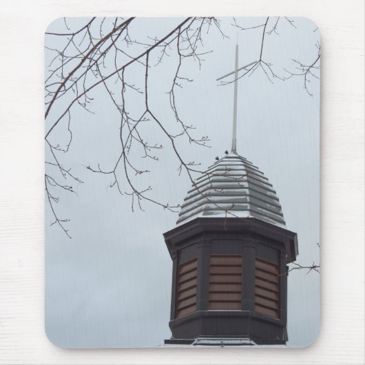 雪の中のタバナクルクロス – Martha's Vineyard マウスパッド (正面)