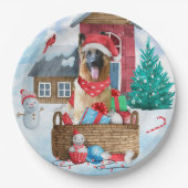 雪の中のドイツの羊飼い犬クリスマスドッグハウス ペーパープレート (正面)