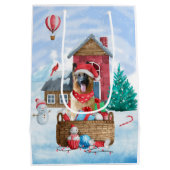 雪の中のドイツの羊飼い犬クリスマスドッグハウス ミディアムペーパーバッグ (裏面)