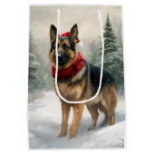 雪の中のドイツの羊飼い犬 ミディアムペーパーバッグ (裏面)