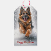 雪の中のドイツ走のシェパードのクリスマス ギフトタグ (正面)