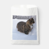 雪の中のノルウェーの林猫 フェイバーバッグ (正面)